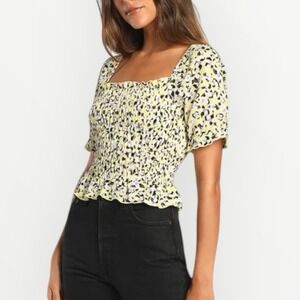 VERO MODA Women's S Olea Yellow Floral Print Short Sleeve Smocked‎ Top NEW